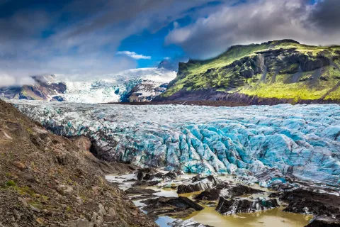 View of the Vatnajökull glacier and nearby mountains