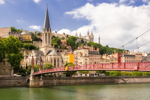 Saint-Georges Church surrounded by colorful houses in Vieux-Lyon